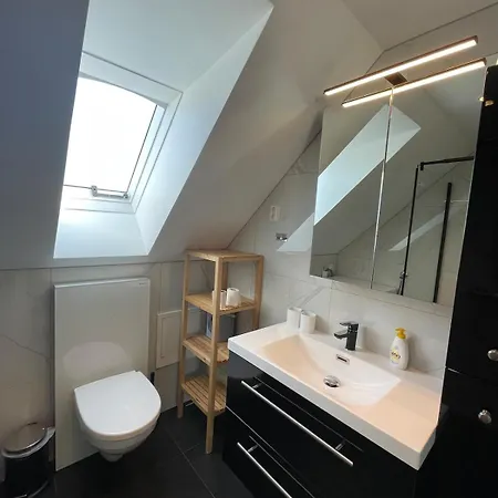 Penthouse, Sea View, Quiet And Central, Free Parking *