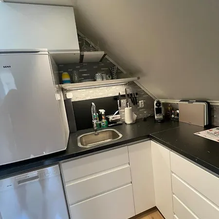 Apartament Penthouse, Sea View, Quiet And Central, Free Parking *