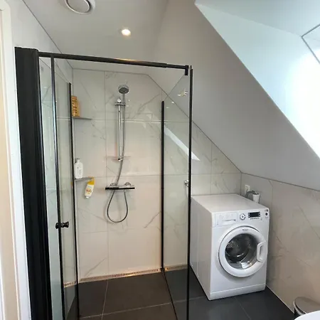Penthouse, Sea View, Quiet And Central, Free Parking *